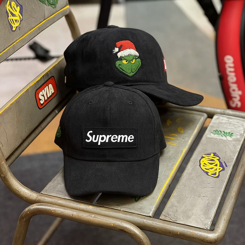 GORRA SUPREME GRINCH™