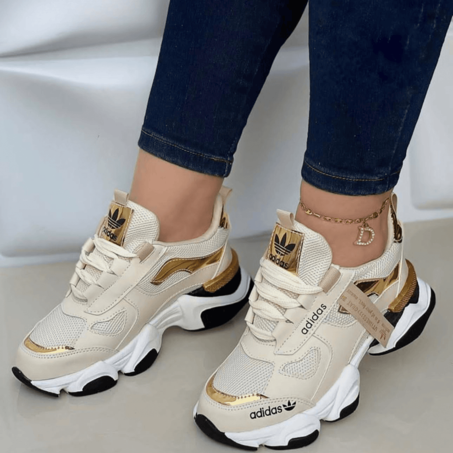 CALZADO TENIS FASHION DAMA BEIGE